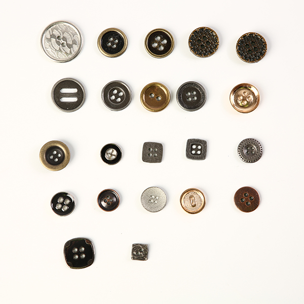 Alloy button 4 hole